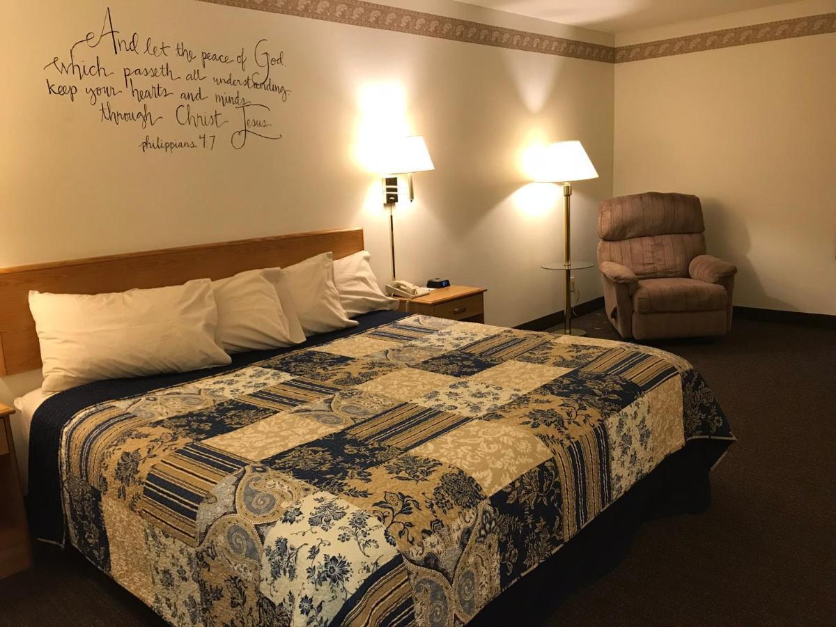 Dutch Country Inn Kalona Екстериор снимка