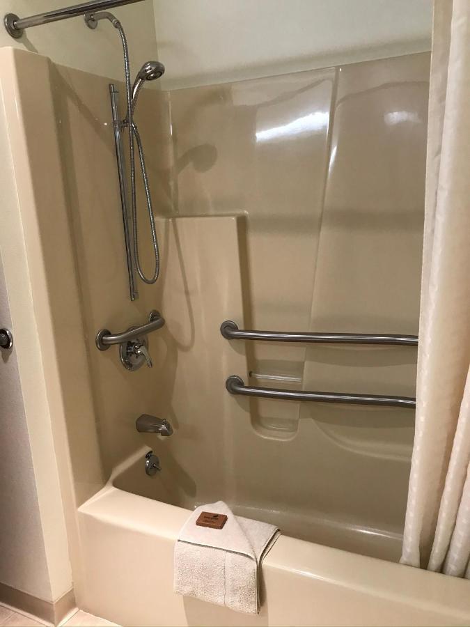 Dutch Country Inn Kalona Екстериор снимка