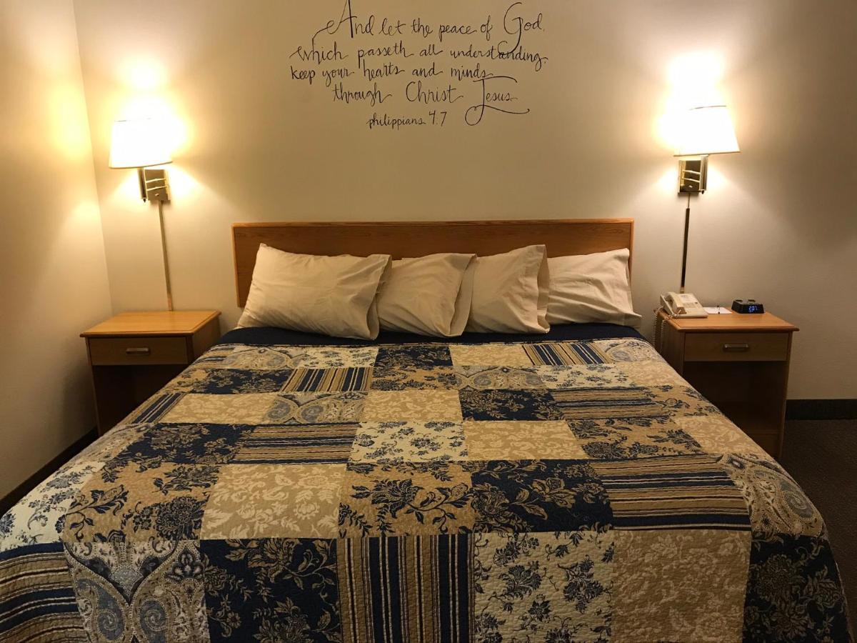 Dutch Country Inn Kalona Екстериор снимка