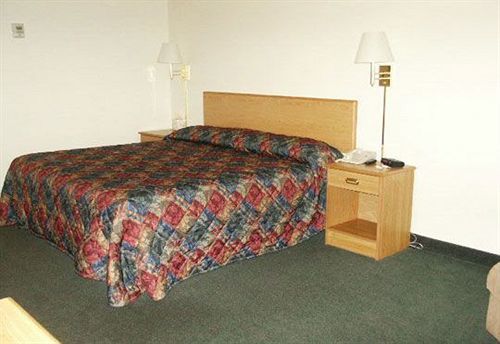 Dutch Country Inn Kalona Екстериор снимка